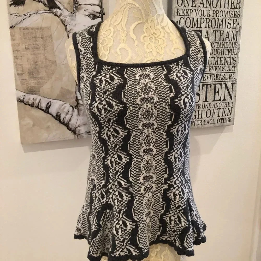 CAbi #887 Grey and Off White Peplum Knit Top - Picture 3 of 8